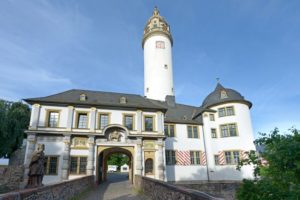Schloss_Copyright-visitfrankfurt_Holger-Ullmann